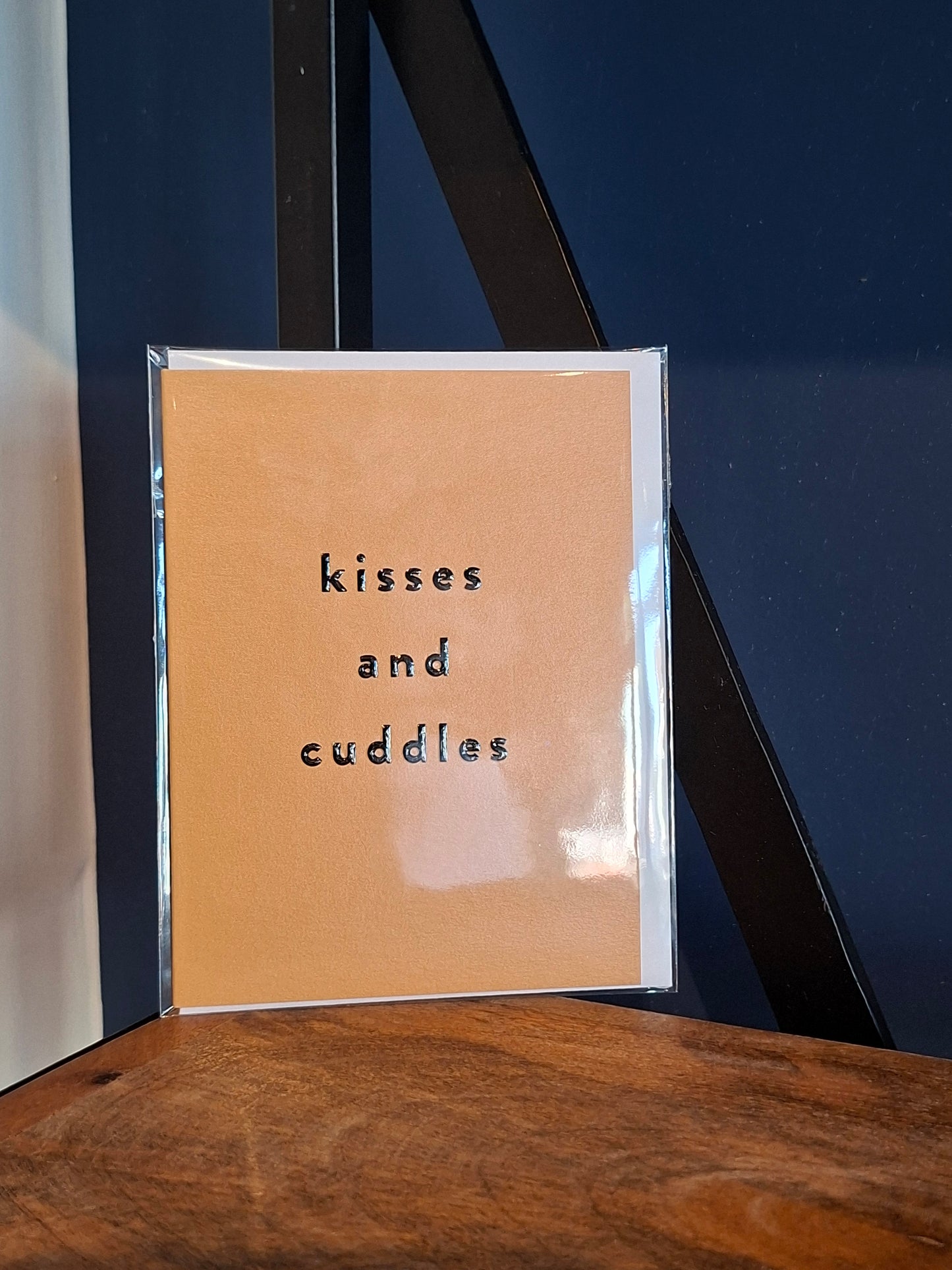 mini card kisses and cuddles