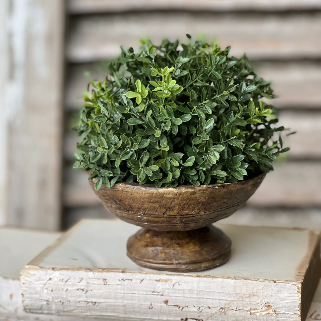 Chic Antique Boxwood Ball