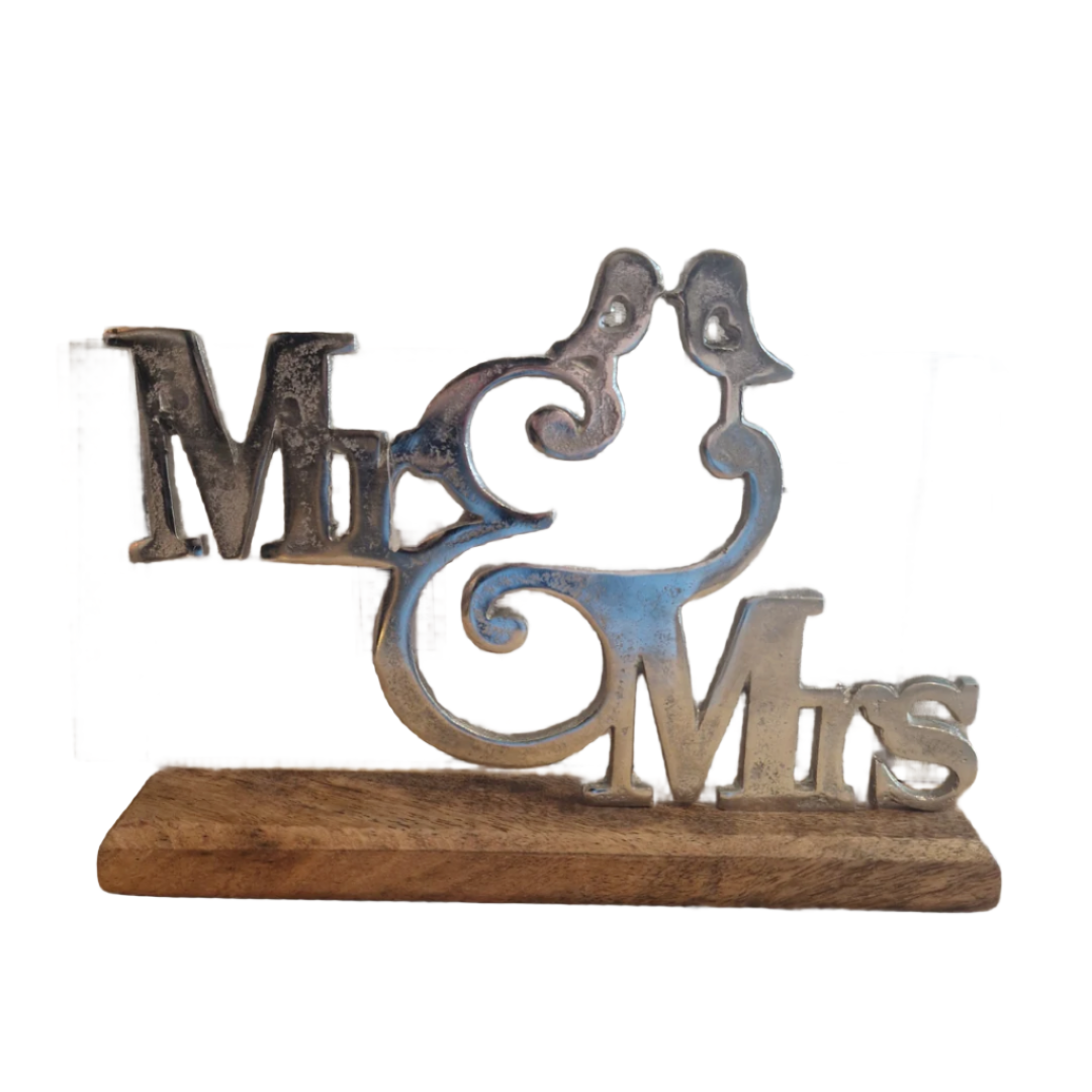 Mr & Mrs Sign