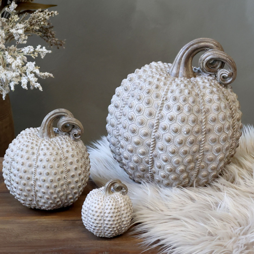 Chic Antique Pumpkin Decor